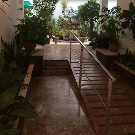 Absolute Central * Torremolinos